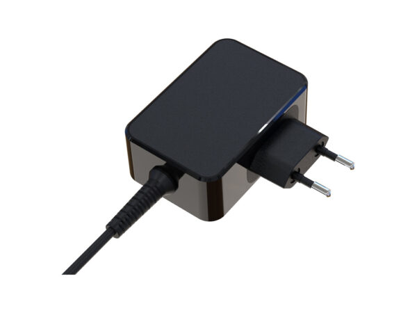 LC-Power USB GaN punjač 45W Punjač za laptope, USB-C,5-20V, 2.25-3A - Image 2